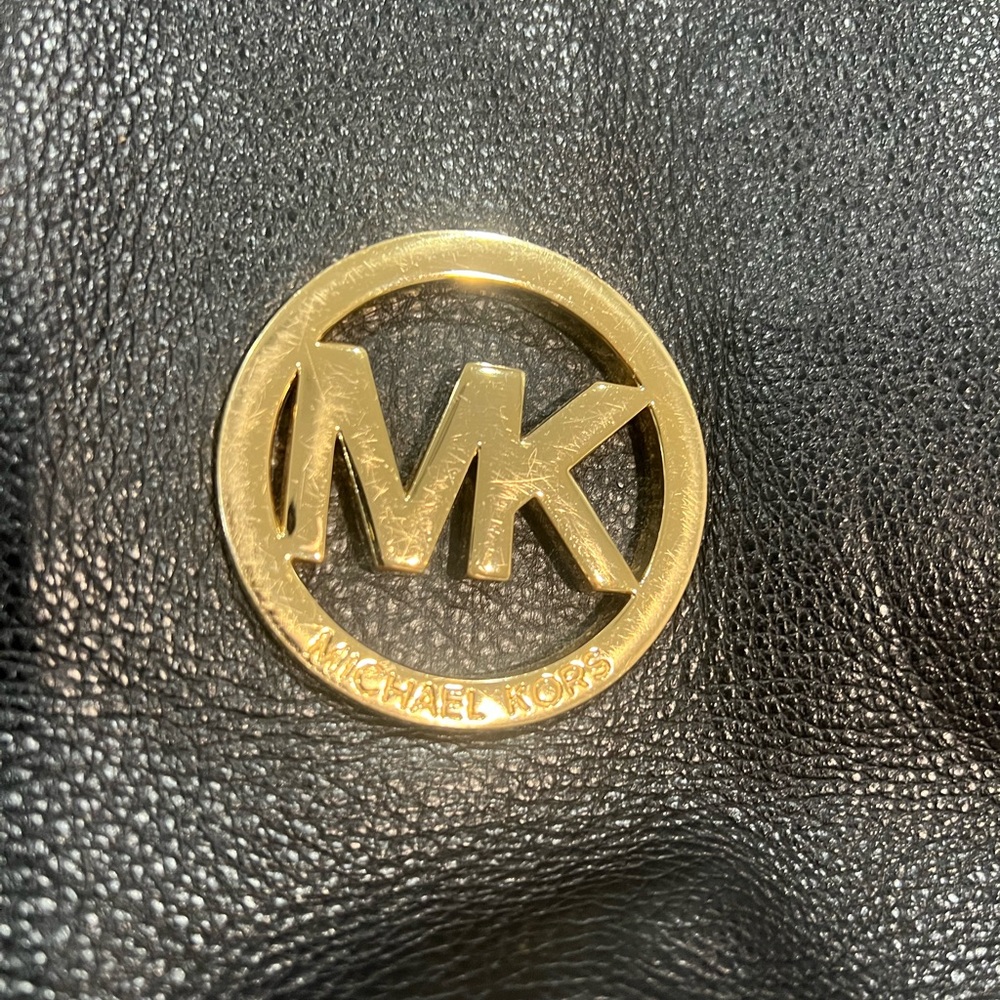 Michael Kors Black Shoulder Bag with Gold Accents - Picture 3 of 9